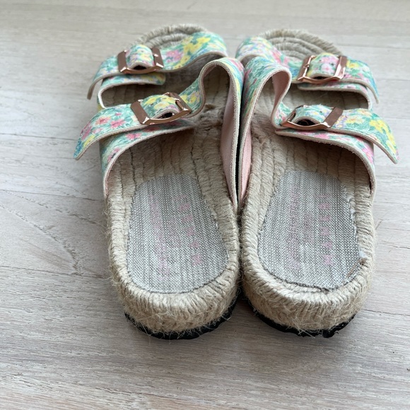 Love Shack Fancy X Manebi Nordic Floral Sandals. - Picture 10 of 17